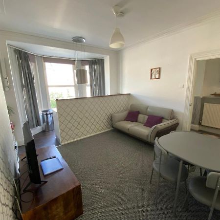 The Walnut Suite Lovely One Bedroom Flat In Stoke. Plymouth Eksteriør bilde