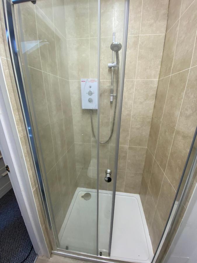 The Walnut Suite Lovely One Bedroom Flat In Stoke. Plymouth Eksteriør bilde